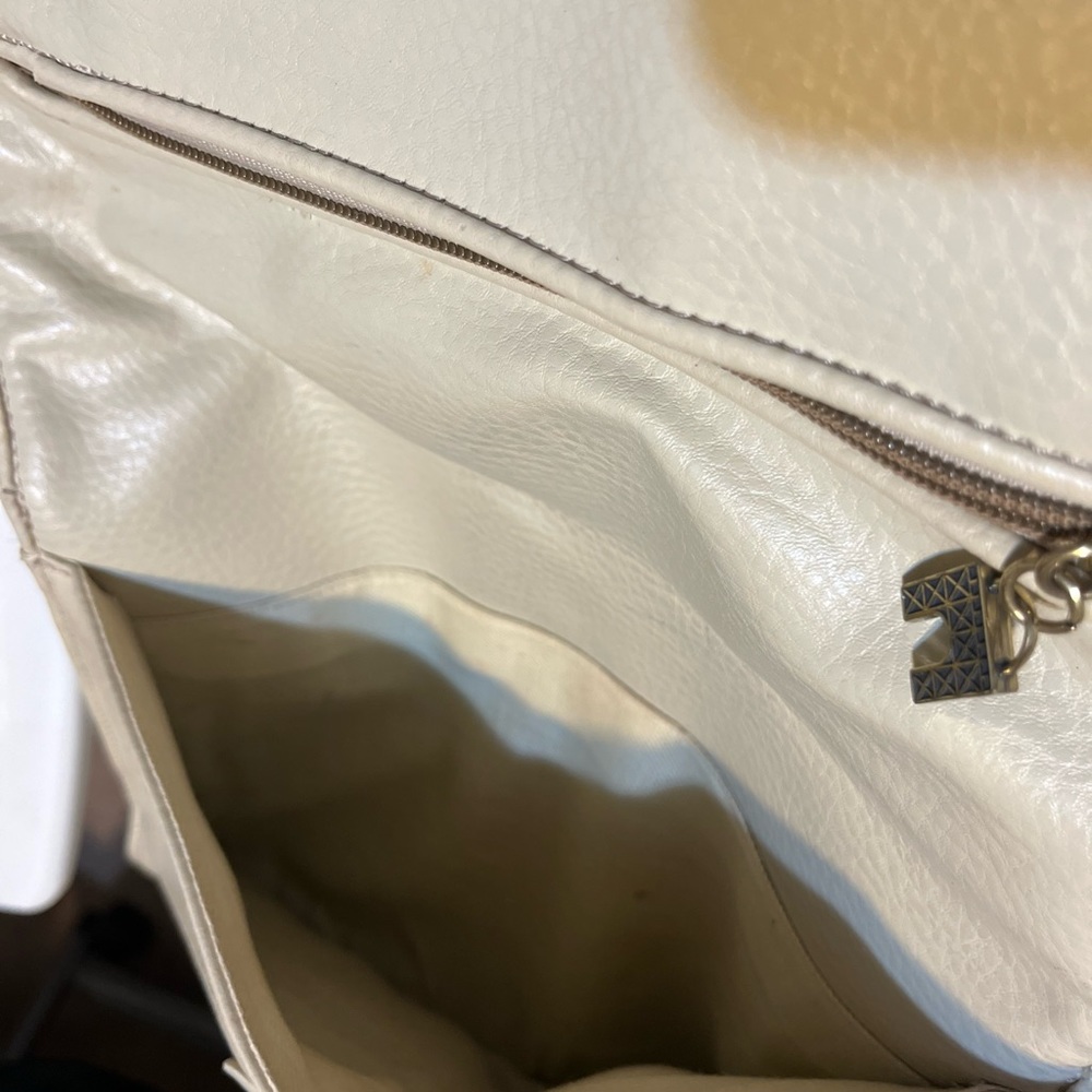Relic leather pebbled tan crossbody - Picture 14 of 16